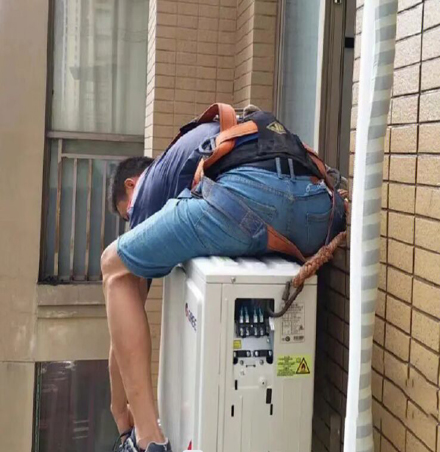 新龙空调移机